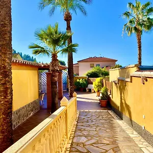 Casa Rural Via Del Tranvia La Zubia (Granada)