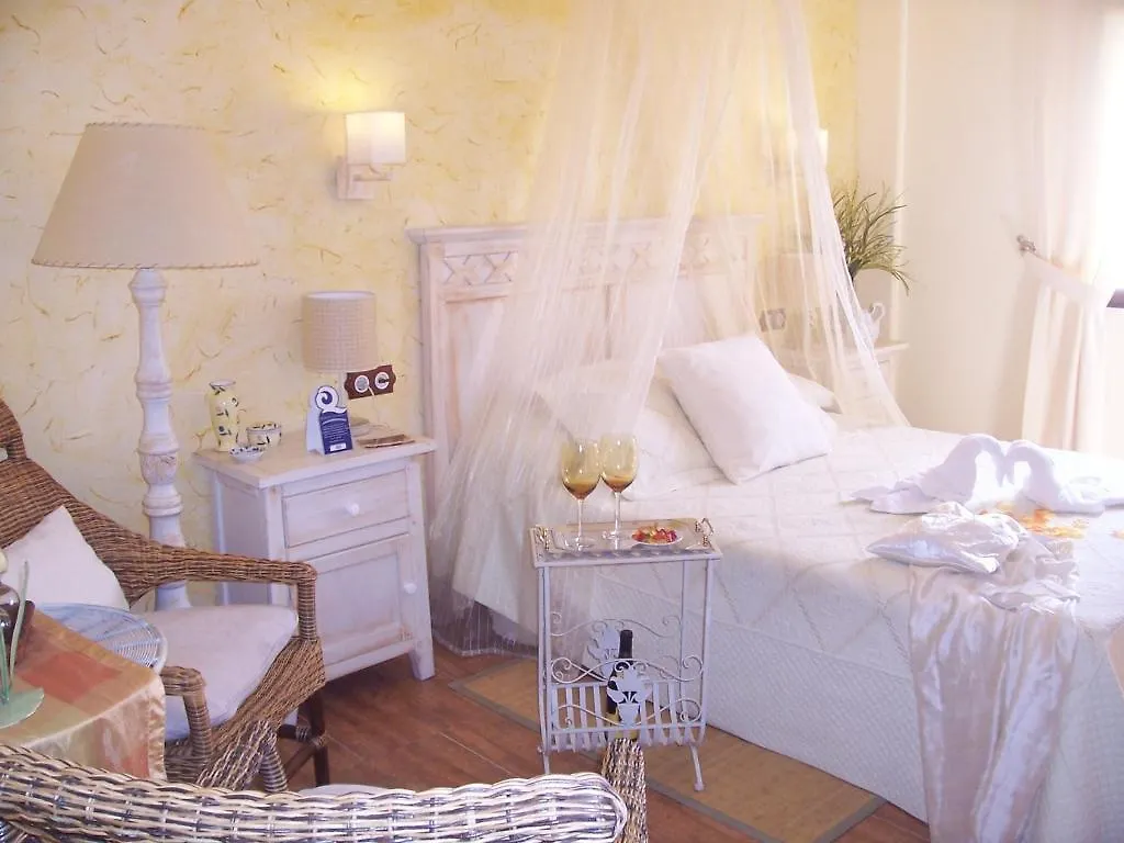 منزل ريفي لا ثوبيا Laurel De La Reina Bed & Breakfast - Boutique إسبانيا