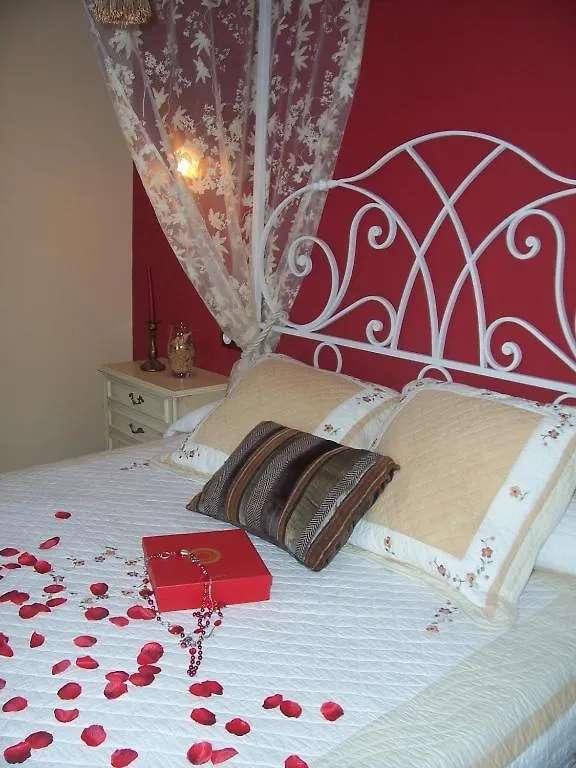 منزل ريفي لا ثوبيا Laurel De La Reina Bed & Breakfast - Boutique
