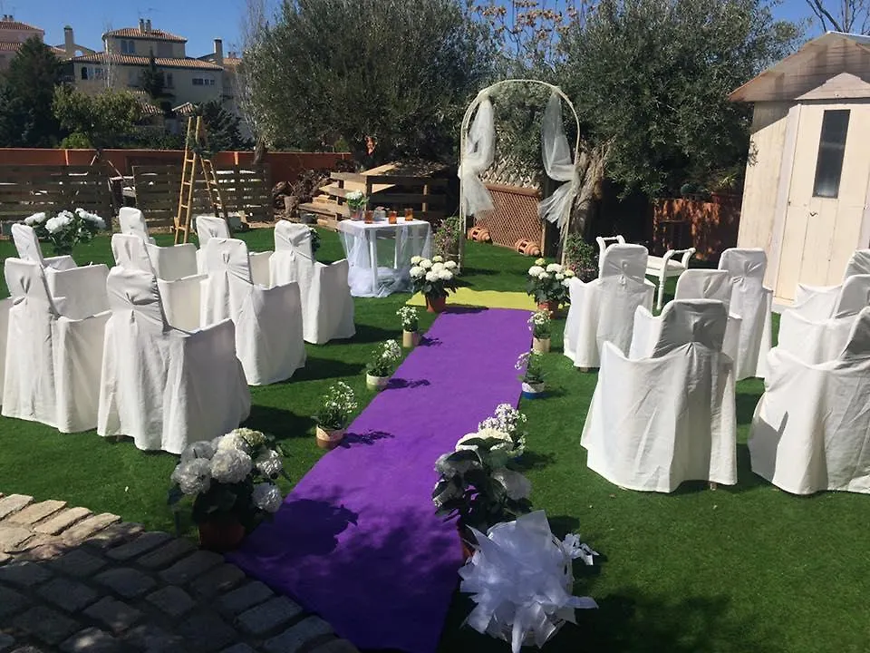 لا ثوبيا Laurel De La Reina Bed & Breakfast - Boutique منزل ريفي