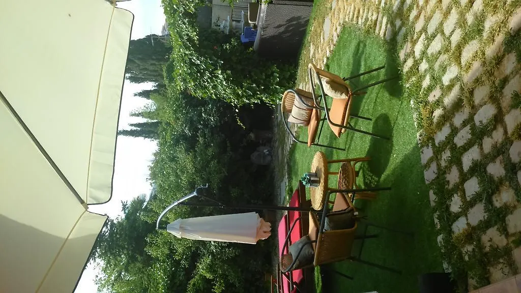 منزل ريفي لا ثوبيا Laurel De La Reina Bed & Breakfast - Boutique