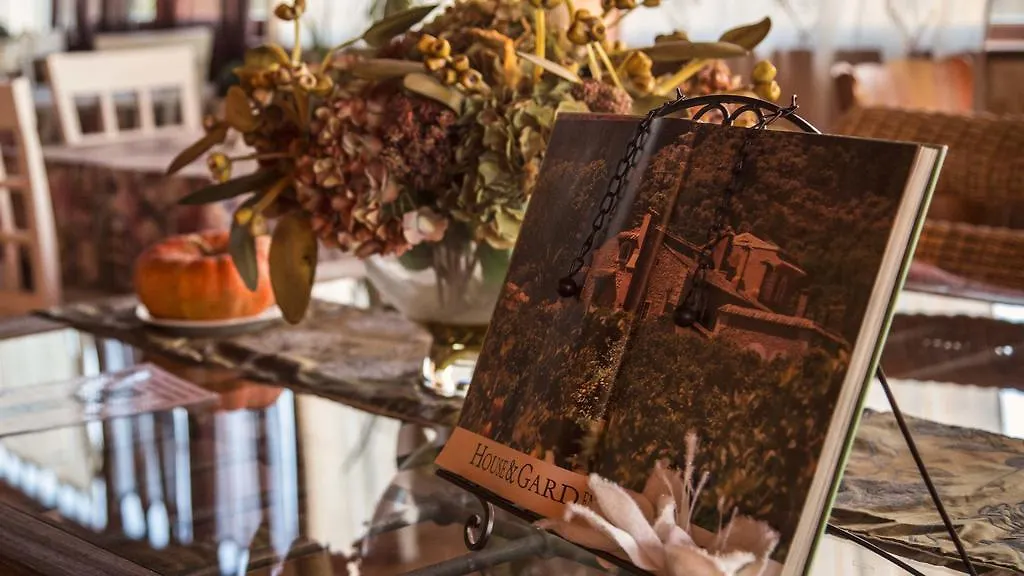 لا ثوبيا Laurel De La Reina Bed & Breakfast - Boutique منزل ريفي