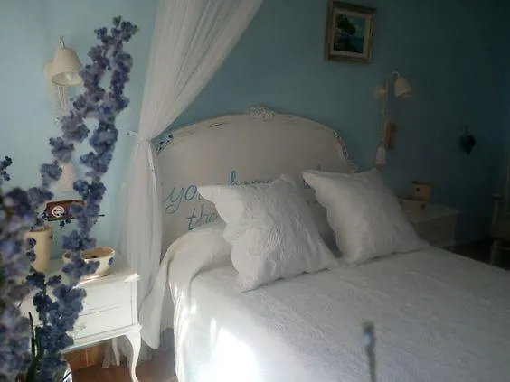 لا ثوبيا Laurel De La Reina Bed & Breakfast - Boutique منزل ريفي