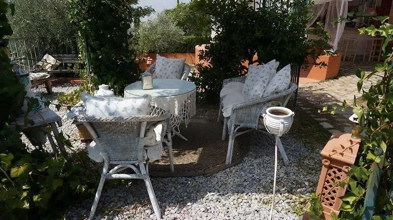لا ثوبيا Laurel De La Reina Bed & Breakfast - Boutique 0*, لا ثوبيا