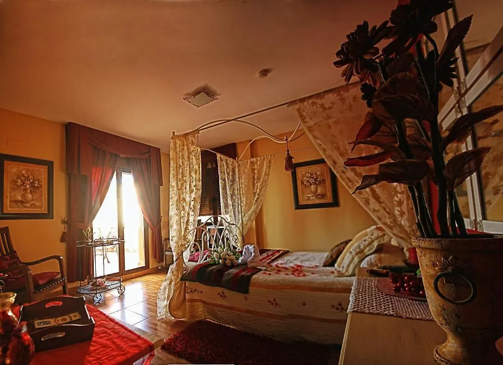 لا ثوبيا Laurel De La Reina Bed & Breakfast - Boutique منزل ريفي لا ثوبيا